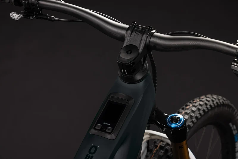 Cube Stereo Hybrid ONE44 HPC AT 800 carbon´n´white 2027