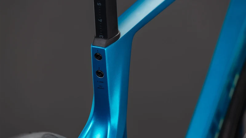 Cube Agree C:62 Pro bali´n´prism 2026