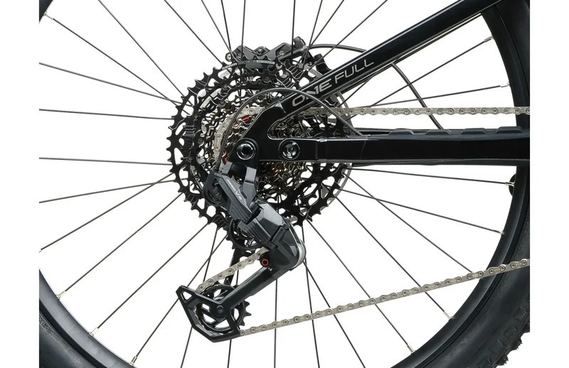 Crussis ONE-Full 11.11 600 grey/black 2026