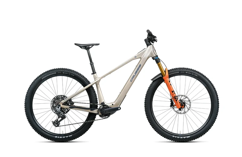 Crussis e-Hard 11.11-PRO 800 white/silver 2026