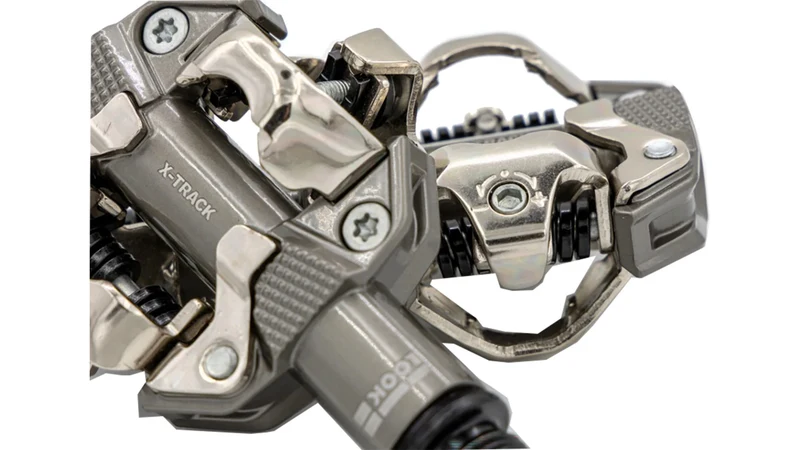 Look X-Track