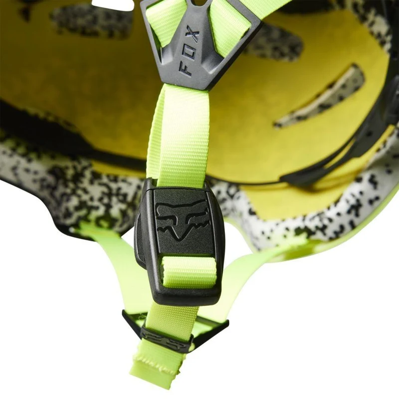 Fox Helm Flight Pro PRPUS