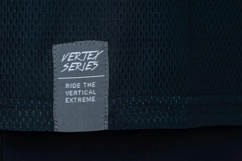 Cube VERTEX Rundhalstrikot X Actionteam langarm