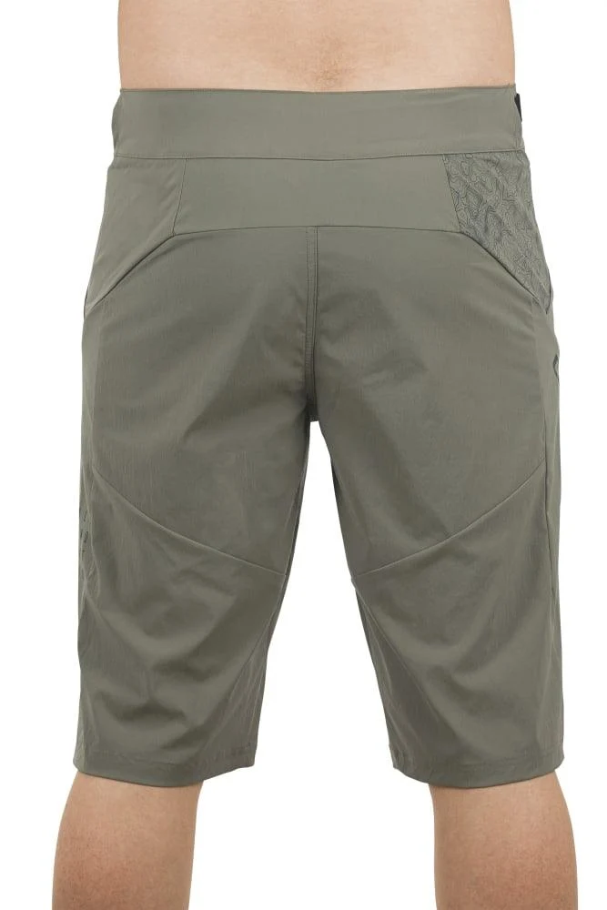 Cube AM Baggy Shorts