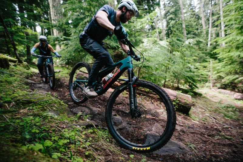 Santa Cruz Hightower 3 | CC | X01 AXS RSV | Air | Matte Evergreen