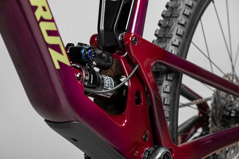 Santa Cruz Hightower 3 | C | GX AXS RSV | Translucent Purple