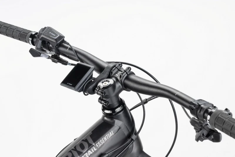 Ghost E-Riot Trail Essential black/pearl - matt