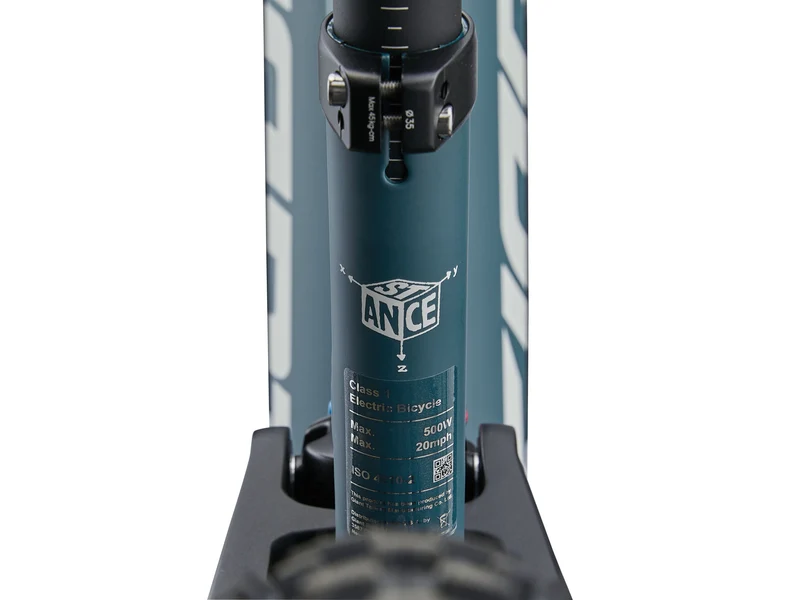 Giant Stance E+ 0 2027 Deep Lake 800 Wh