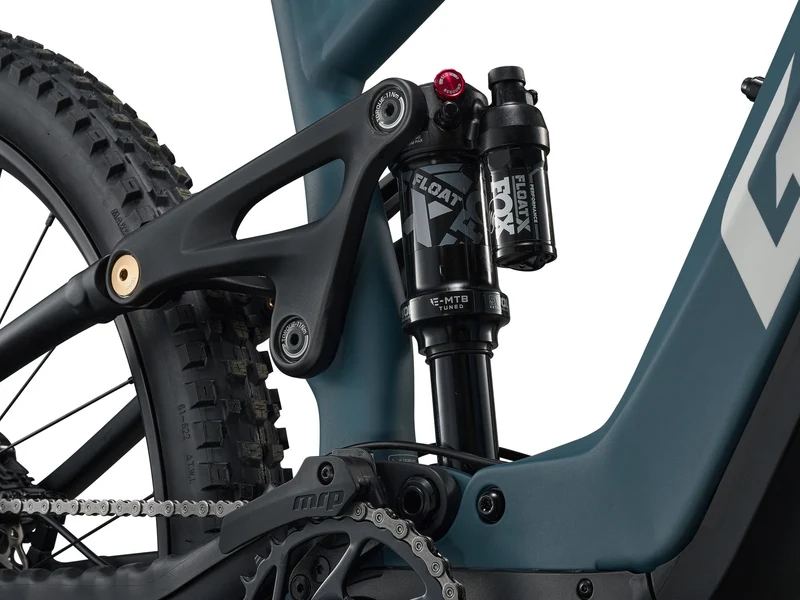 Giant Stance E+ 0 2027 Deep Lake 800 Wh