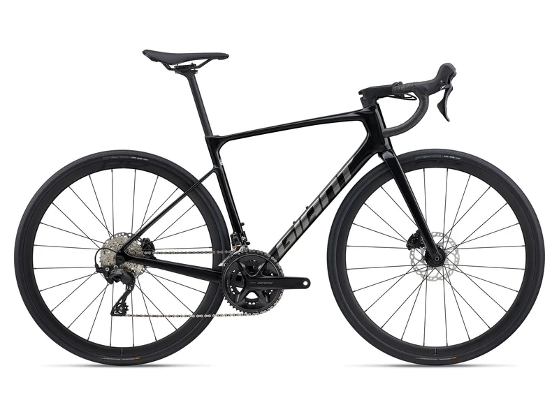 Giant Rennrad Defy Advanced 2 Abyss Black 2026