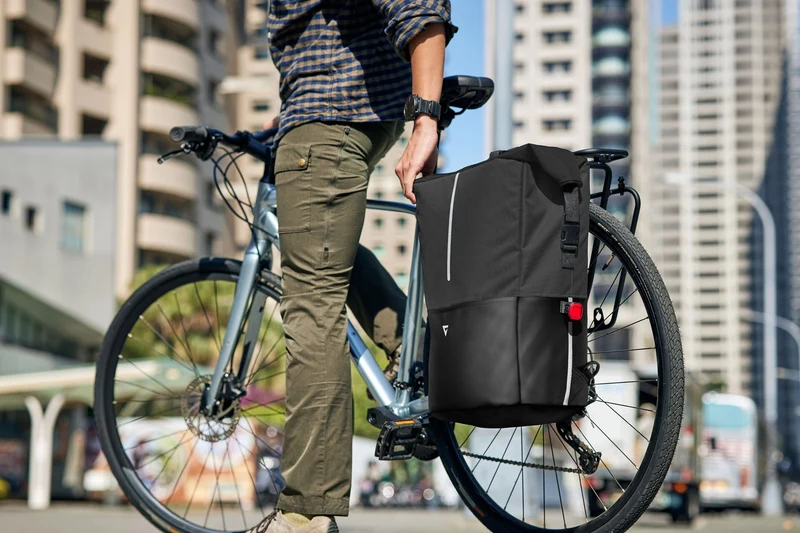 Giant G-2 Versa Transporter Pannier Rucksack schwarz