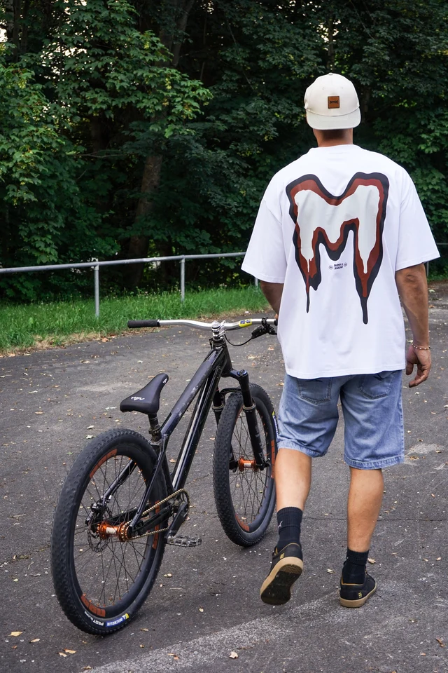 M Red Cloud T-Shirt (500k Special)