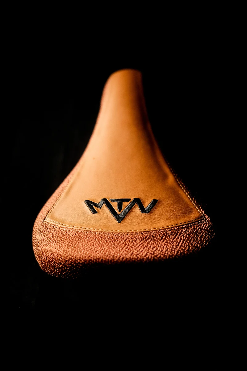 Brown MTN Components Sattel