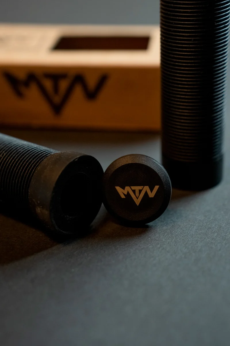 SlipOn MTN Components Griffe Schwarz