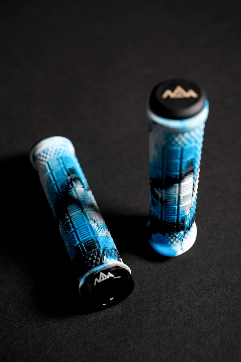 MTN Components Griffe Blau Camo