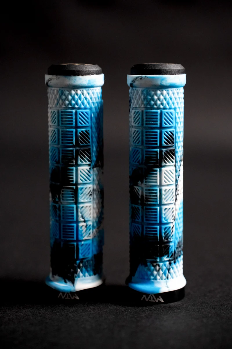MTN Components Griffe Blau Camo