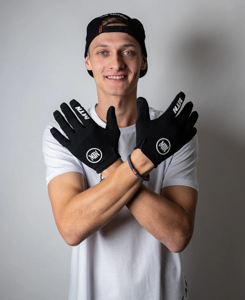 All Black MTB Handschuhe MTN