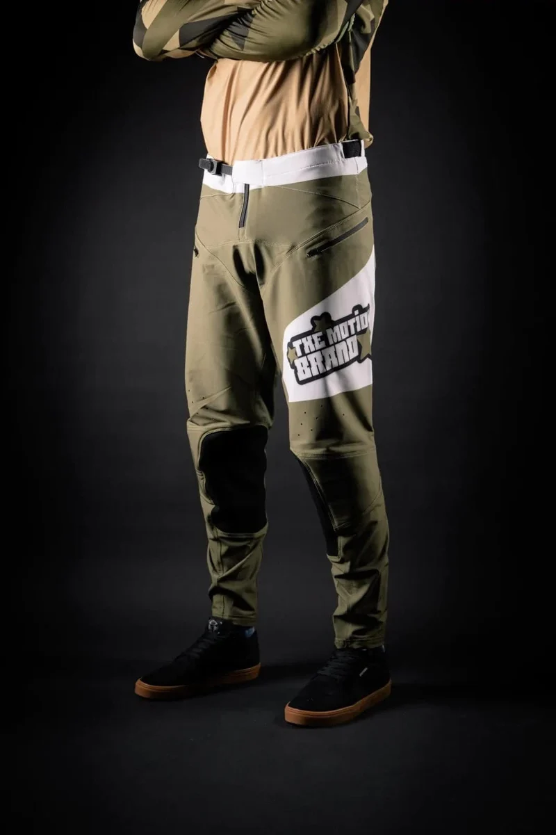 Bike Kit Commander MTB Pants X Dusty Jersey
